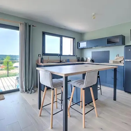 펜션 De Charme Clim, Parking, Netflix, Jolie Vue Bassillac